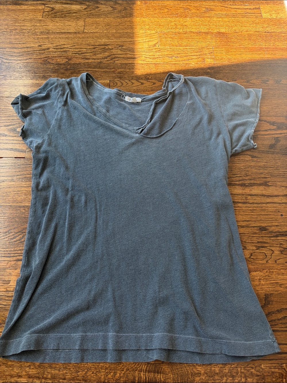 LNA V-Neck Short Sleeve Tee